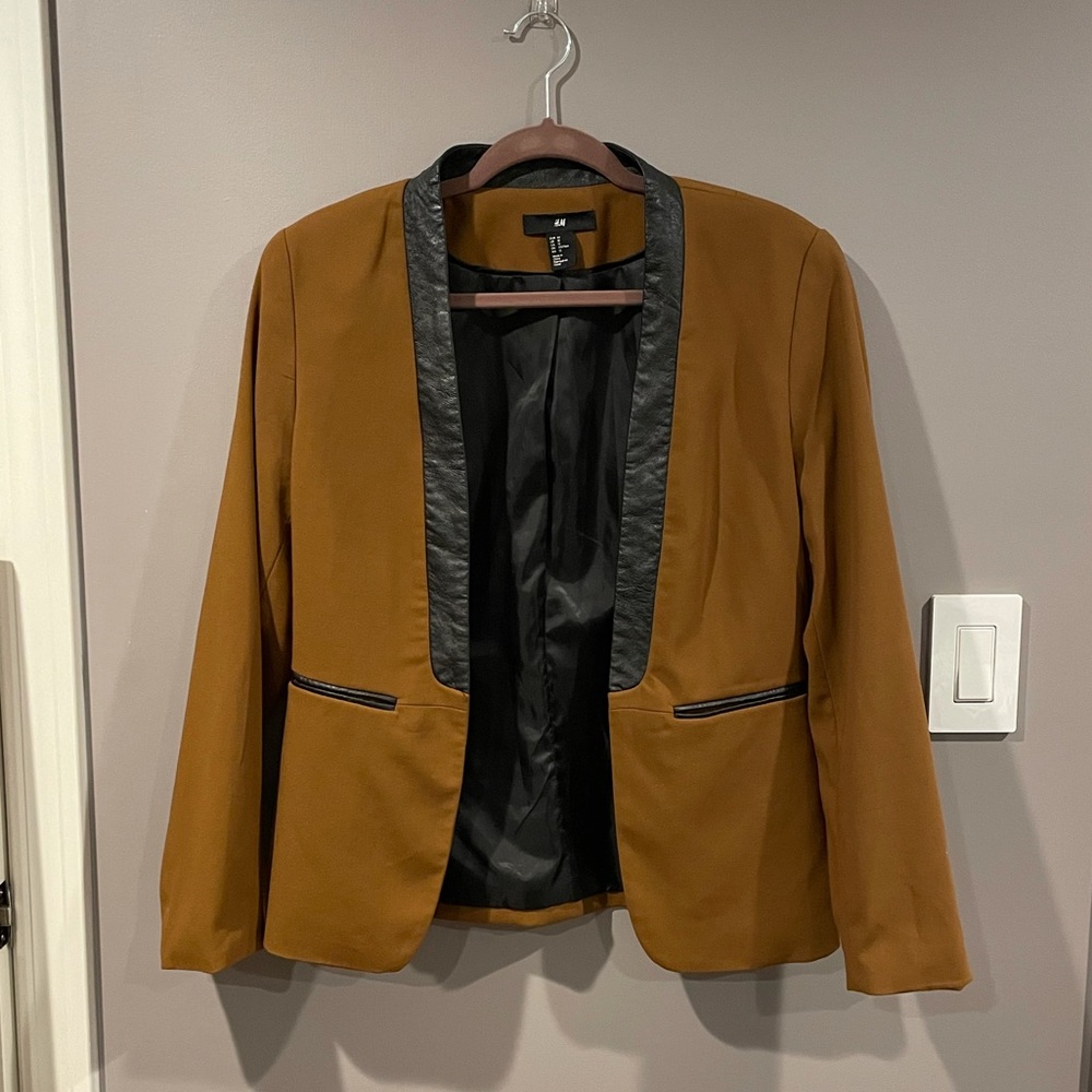 H&M Tan and Black Blazer